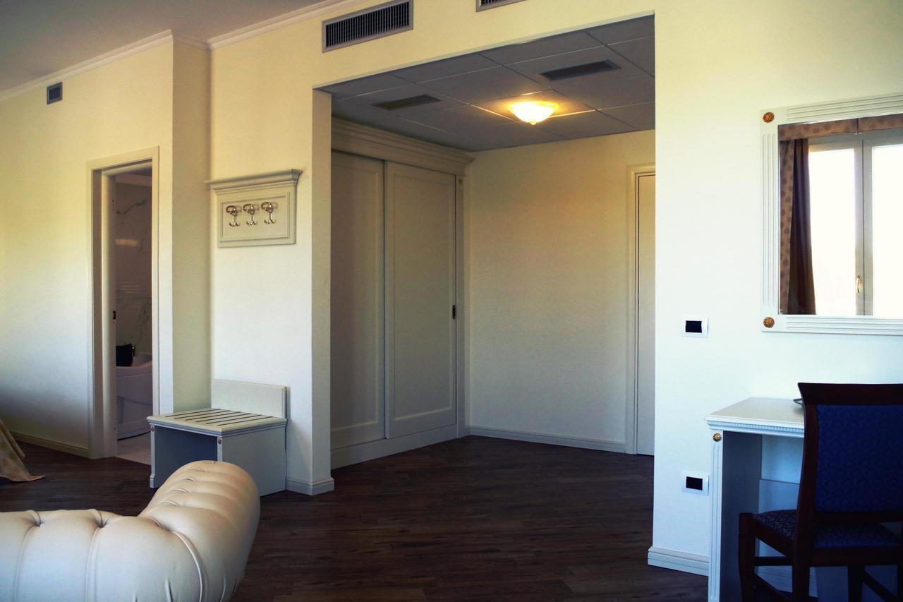 Hotel Colaiaco Anagni Exterior photo