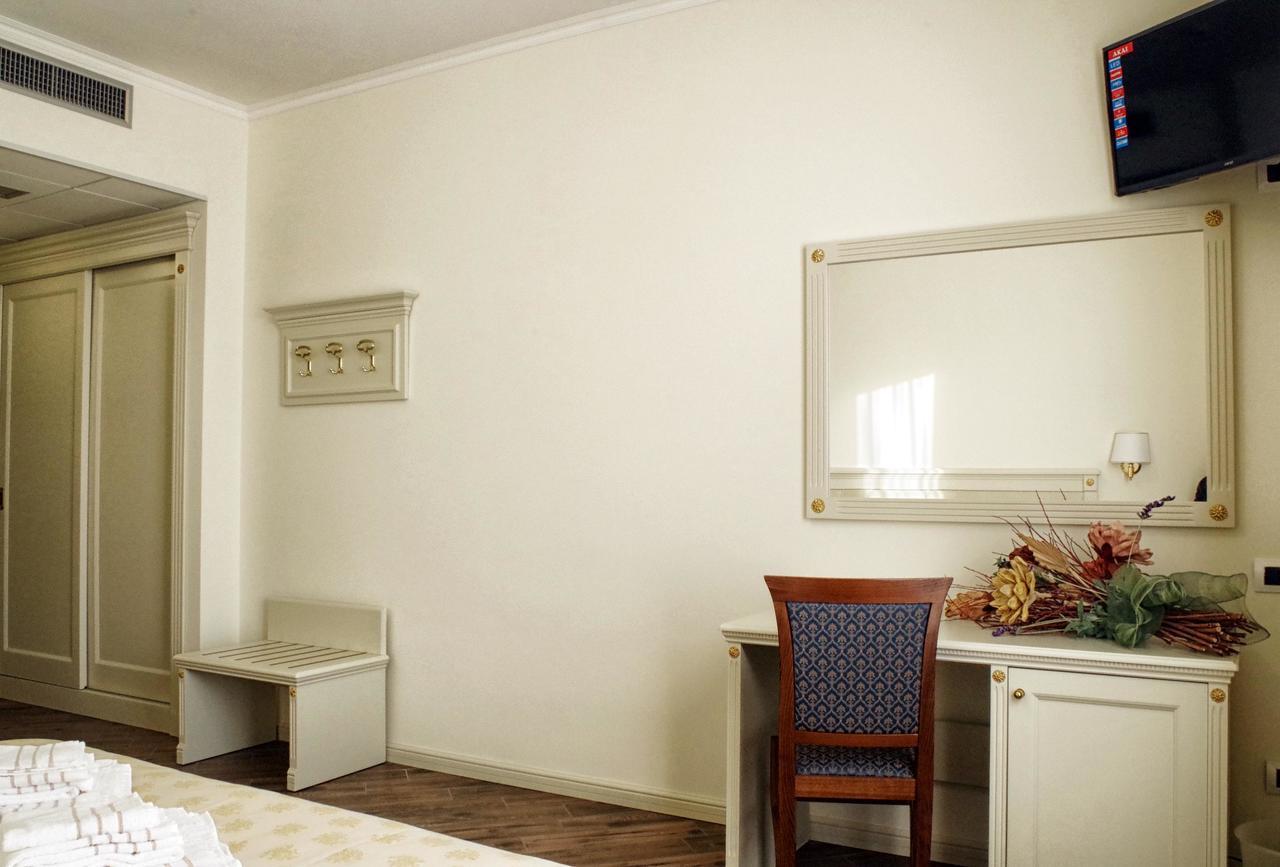 Hotel Colaiaco Anagni Exterior photo